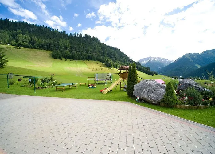 بيت ضيافة غاستهوس ألبنبليك بيروانغ