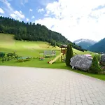 Guest house Gaestehaus Alpenblick Berwang